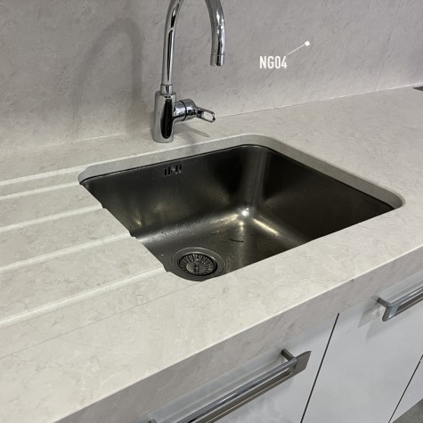 Instalación real en encimera y copete de cocina