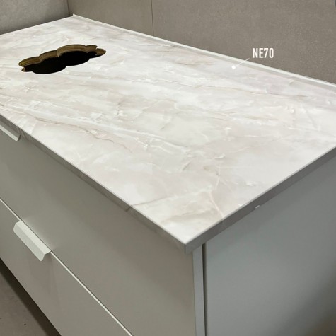 NE70 Mat beige marble
